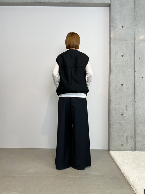 egg zip vest